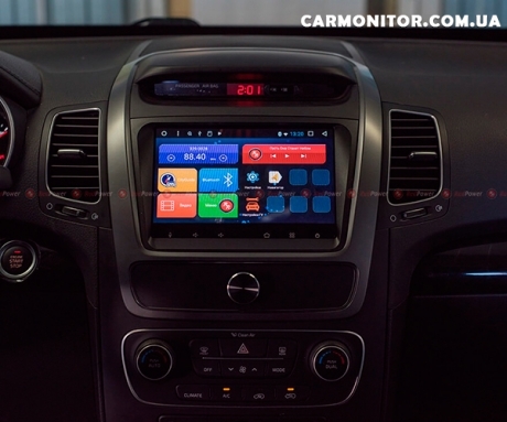 Штатная магнитола Kia Sorento 3 TOP 2013-2014 RedPower 31040 IPS Android, в автомобиле